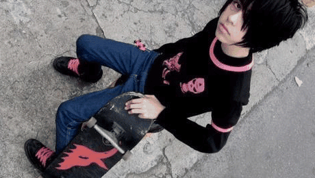 Emo-mania a cuprins Romania