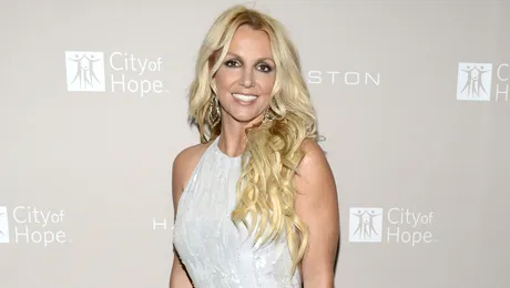 Britney Spears îşi lansează cel de-al 16-lea parfum