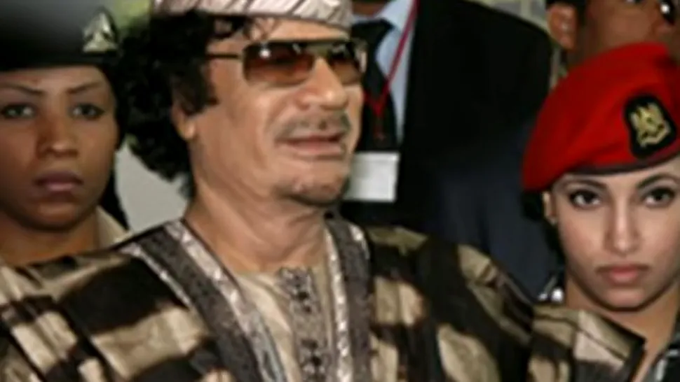 Vor putea cei 40 de ingeri ai lui Gaddafi sa-l salveze de mania poporului? (Poze)