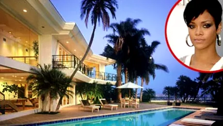 Rihanna paraseste caminul conjugal, dupa ce se maritase initial