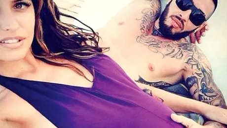 Antonia şi-a arătat sânii! Iată ce vede Alex Velea în dormitor!