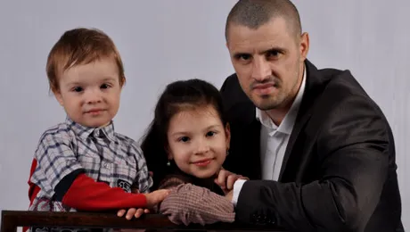 Pavel Stratan îşi lansează şi băiatul pe plan internaţional