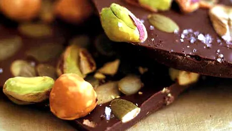 Cum să faci chipsuri de ciocolată