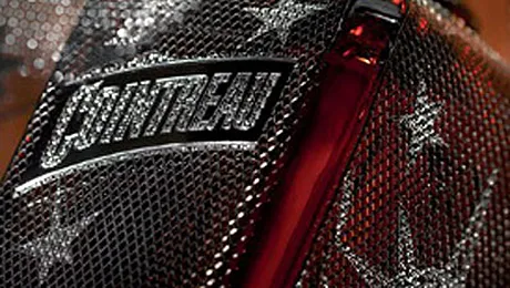 Afla cum vinde Cointreau femeilor o bautura preferata de barbati