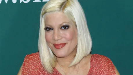 Tori Spelling, gravidă la o lună după ce a născut!