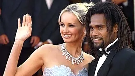 Adriana Sklenarikova divorteaza de fotbalistul Christian Karembeu