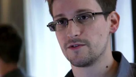 Filmul „Snowden” va avea premiera de Crăciun