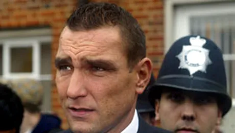 Vinnie Jones, fostul star al lui Chelsea, bataie ca-n filme intr-un bar! (Video Sport.ro)