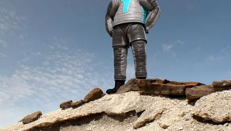 „Moda” de pe Marte. Cum arată costumul spațial proiectat de NASA