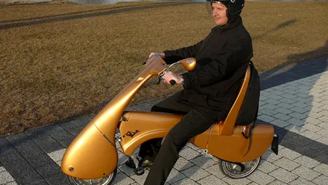 Moveo, scuterul pliabil ce poate fi cărat precum o geantă (Poze)