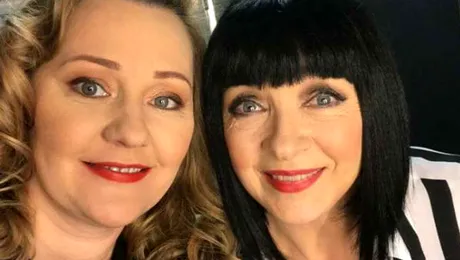 Elena Lasconi a fost muşcată de 20 de căpuşe în zona inghinală şi a paralizat!