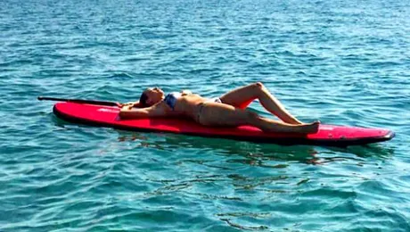 Cum arată Andreea Raicu nemachiată: “Sunt o femeie de 37 de ani. Sunt obosită, am pungi sub ochi şi părul ciufulit”- FOTO