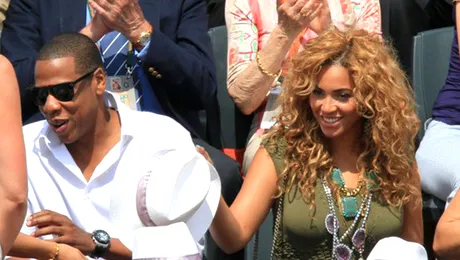 Paparazzi americani ar putea ramane fara paine: nu au voie sa fotografieze vedetele!