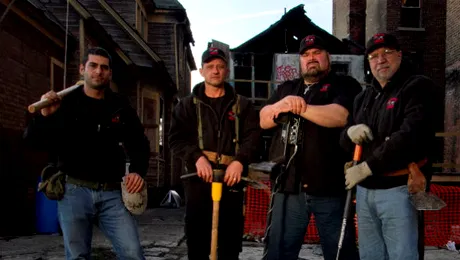 Nou la Discovery Channel: Comoara din curtea casei