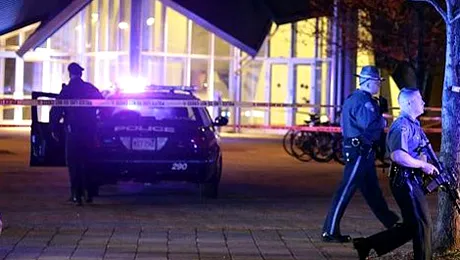 Explozii și împușcături din nou în Boston. Un polițist a murit