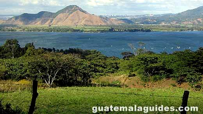lacul Amatitlan