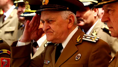 Peste 2.500 de pensionari militari au protestat in Bucuresti