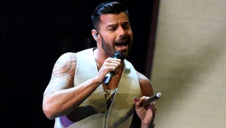 Cu ce armă luptă Ricky Martin împotriva traficului de copii?!