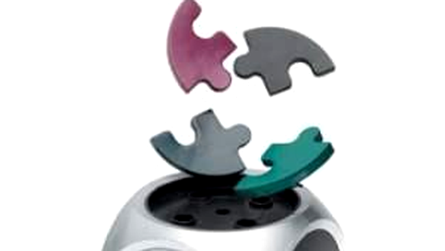 Ceas cu puzzle . Trebuie sa faci un puzzle ca sa se opreasca din sunat 