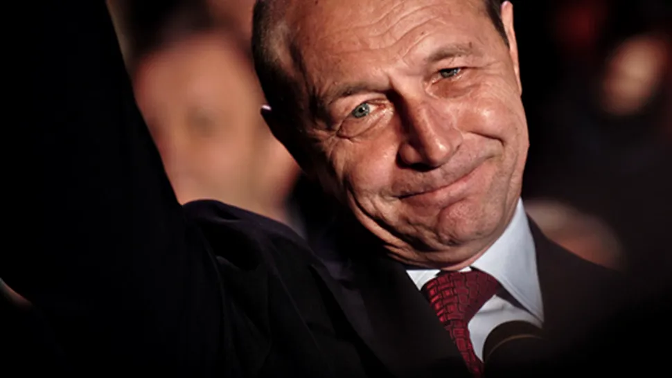 Rezultate partiale, ora 08.00: Basescu - locul I; Geoana - locul II