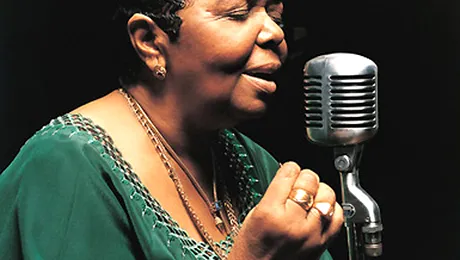 Cesaria Evora concerteaza din nou in Romania, la toamna