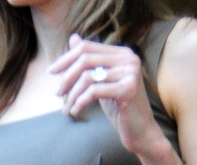 inelul de logodna al Angelinei Jolie