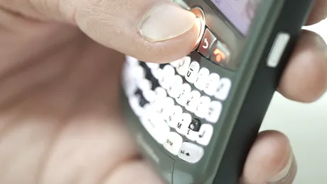 De la 1 septembrie, se ieftinesc convorbirile pe mobil