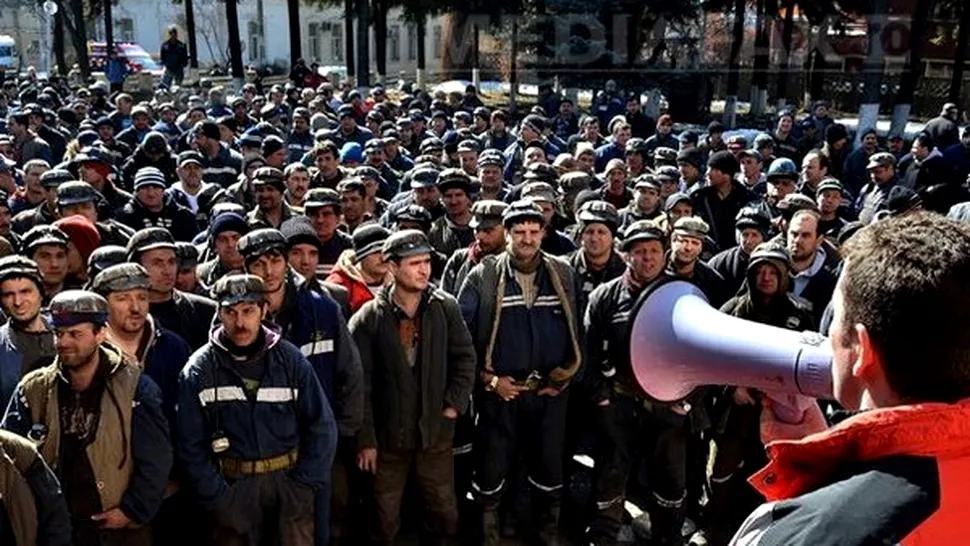 Peste 2.000 de mineri participă la proteste în Valea Jiului