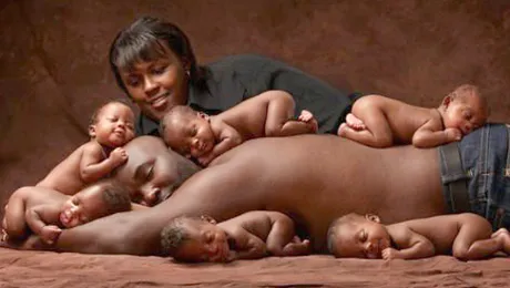 O poza cu sase bebelusi face senzatie pe internet! (Poze & Video)