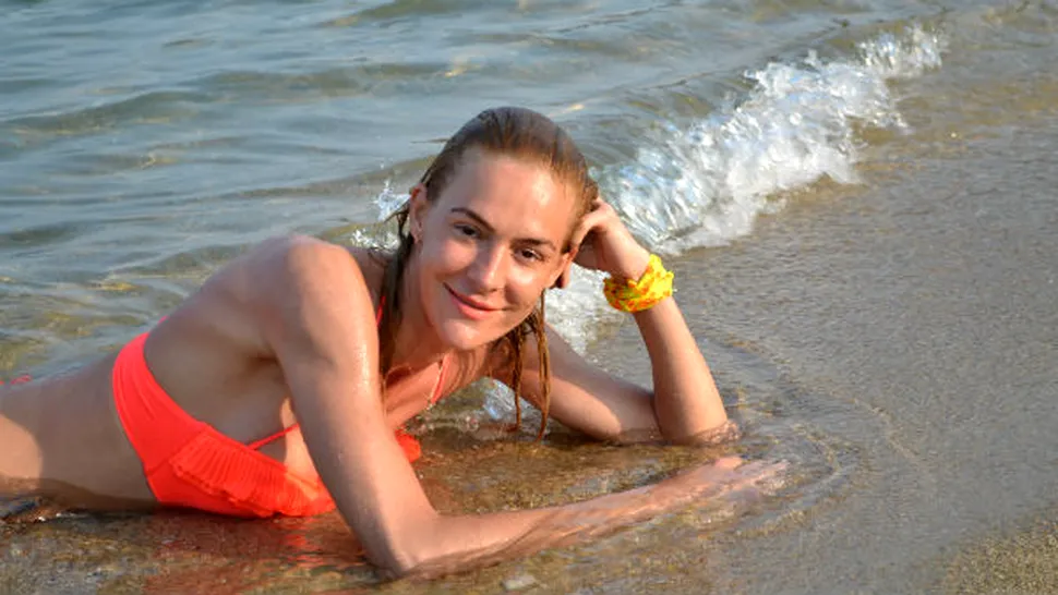 Roxana Ciuhulescu, scufundări alături de fetiţa ei