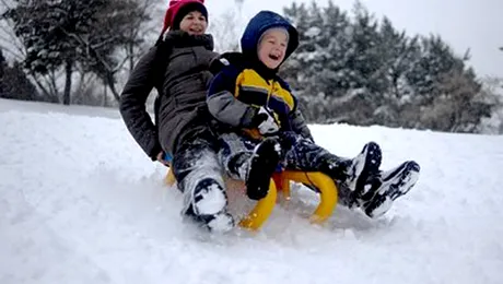 De miercuri, elevii, prescolarii si studentii intra in vacanta