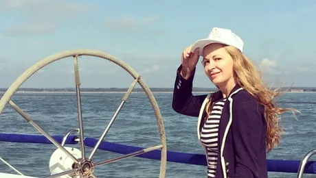 Delia Antal vrea să facă performantă! Actriţa participă la concursuri cu iahturi