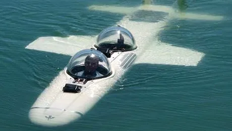 Super Falcon, submarinul cu aripi (Poze)