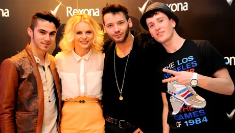 Jojo a deschis expozitia de tinute „Dansez pentru tine”