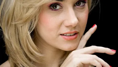 Bebelusa Oana vrea sa nasca in Romania