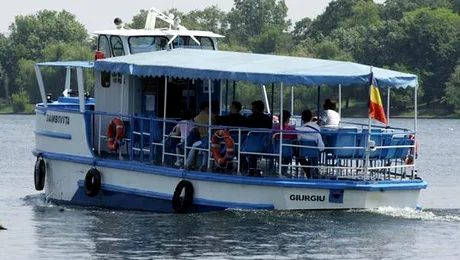 Luni, de Ziua Marinei, te poti plimba gratuit cu vaporasul in Herastrau