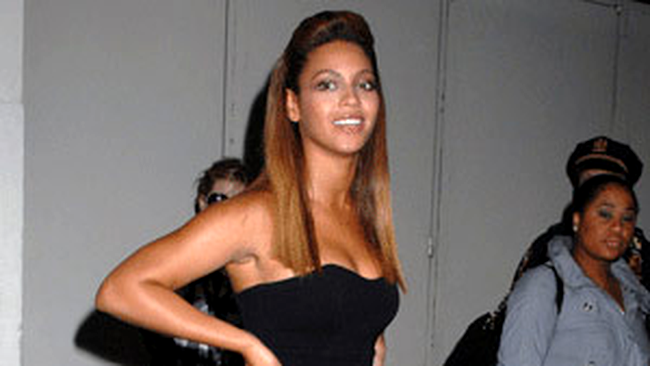 beyonce in tutu