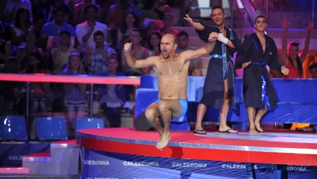 Cine sare în finala „Splash! Vedete la apă”?