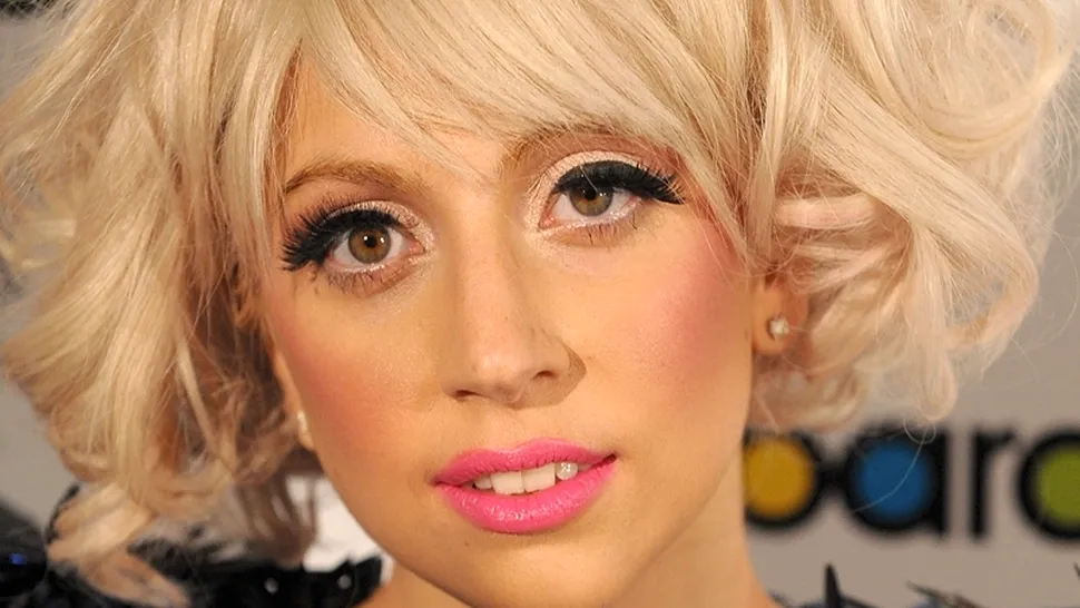 Lady Gaga își dorește minim trei copii