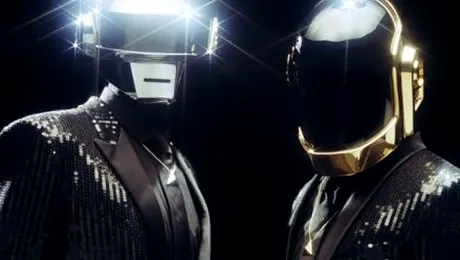 Trupa Daft Punk lansează prezervativele „Get Lucky”
