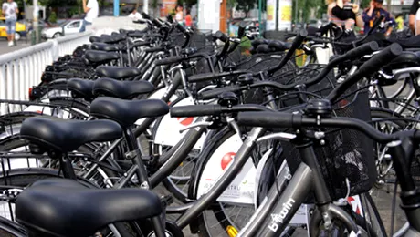 POZA ZILEI: S-au deschis alte doua centre de inchiriat biciclete, in Bucuresti