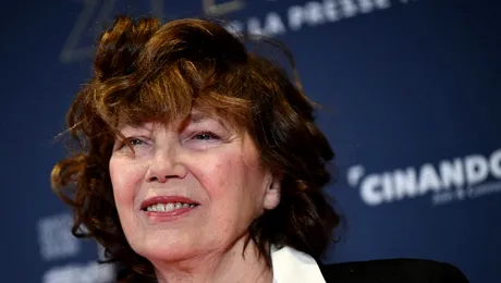 Artista britanică Jane Birkin, victima unui accident cerebral