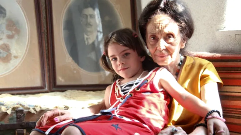 
Cea mai bătrână mamă din România, tristă de 8 Martie: ''Am probleme cu...''
