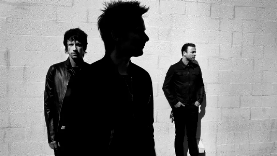 Muse lansează single-ul “Dead Inside”, extras de pe viitorul album “Drones”