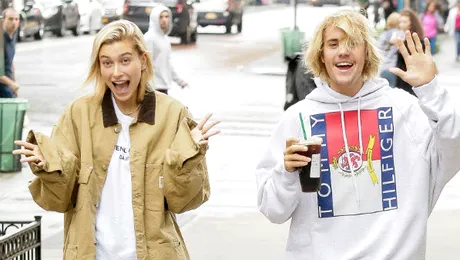 Justin Bieber s-a logodit cu modelul Hailey Baldwin – FOTO