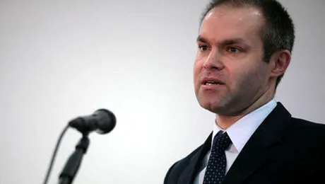 Funeriu vrea sa joace alba-neagra cu vacantele elevilor