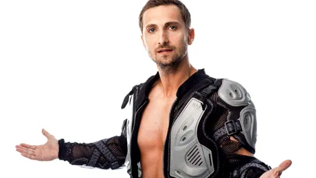 Dani Oţil, prins cu o altă femeie în miez de noapte! Reacţia vedetei când a văzut că e filmată