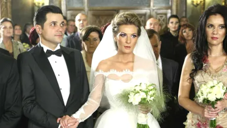 Cove s-a casatorit. Iata cine e mireasa! FOTO