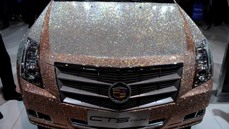 Cadillac CTS Coupe, „batut” cu 350.000 de cristale Swarovski (Poze)