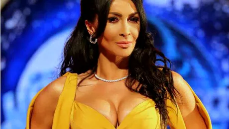 Atât de mult au schimbat-o operaţiile estetice?! Mihaela Rădulescu, confundată cu Cher – FOTO